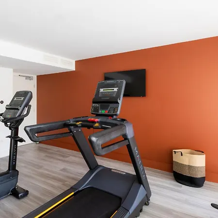Staybridge - Centre By Ihg Hotell Cannes